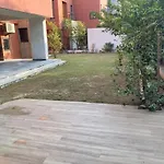 Villa-Safal Amrakunj